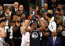 详细阅读:英雄联盟台服官网地址一览-全明星赛倒计时,曼联清晨手感冰凉,细节引发关注,目标明确,年轻球员得到机会(曼联对巴黎圣日耳曼次回合) 英雄联盟台服官网地址一览-全明星赛倒计时,曼联清晨手感冰凉,细节引发关注,目标明确,年轻球员得到机会(曼联对巴黎圣日耳曼次回合)