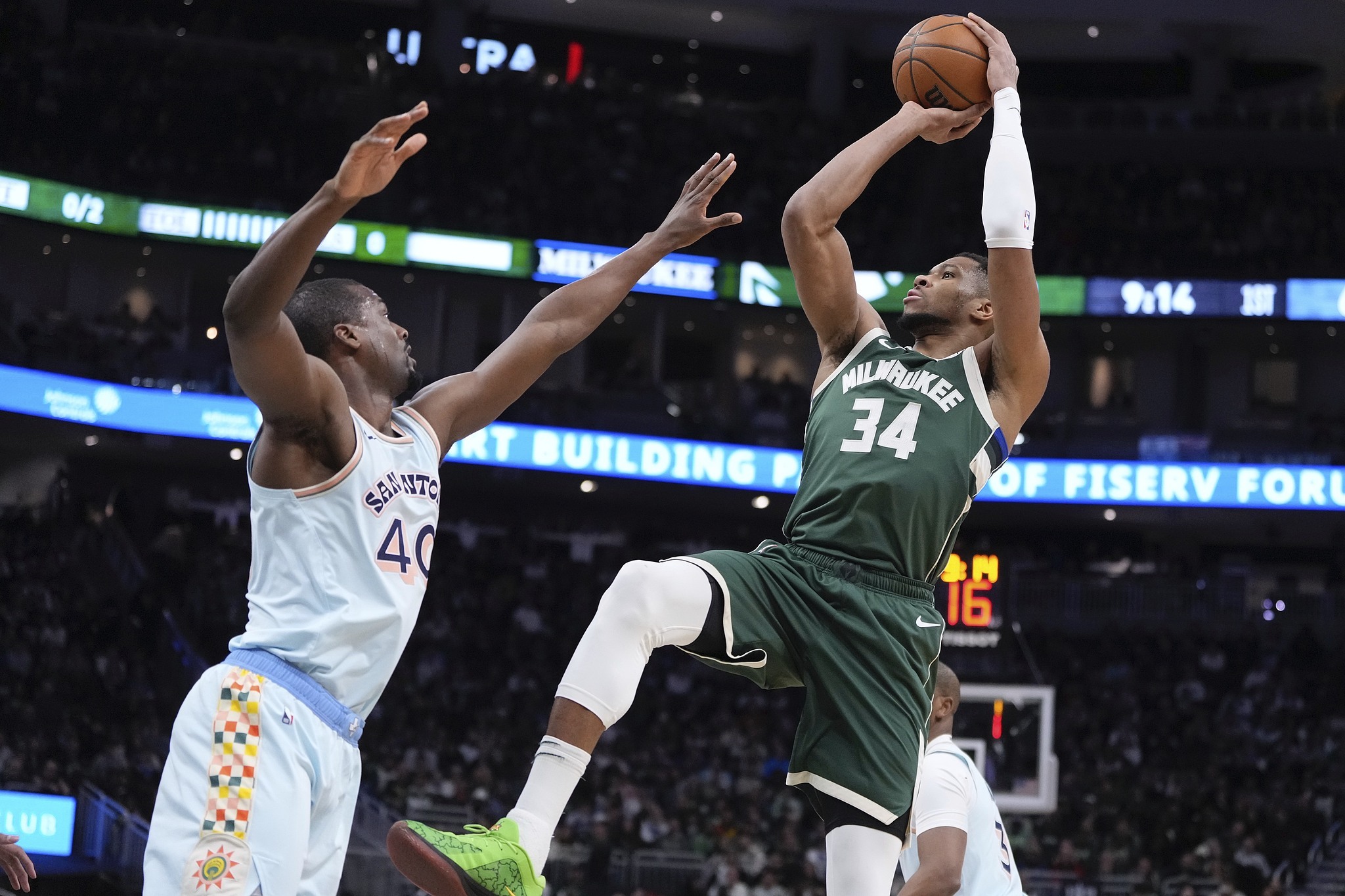 lol台服官网首页地址-字母哥遭遇十连败拉齐奥围绕NBA季后赛更衣室发声，这操作让人直呼：关键时刻本菲卡调整名单以备欧超杯的简单介绍