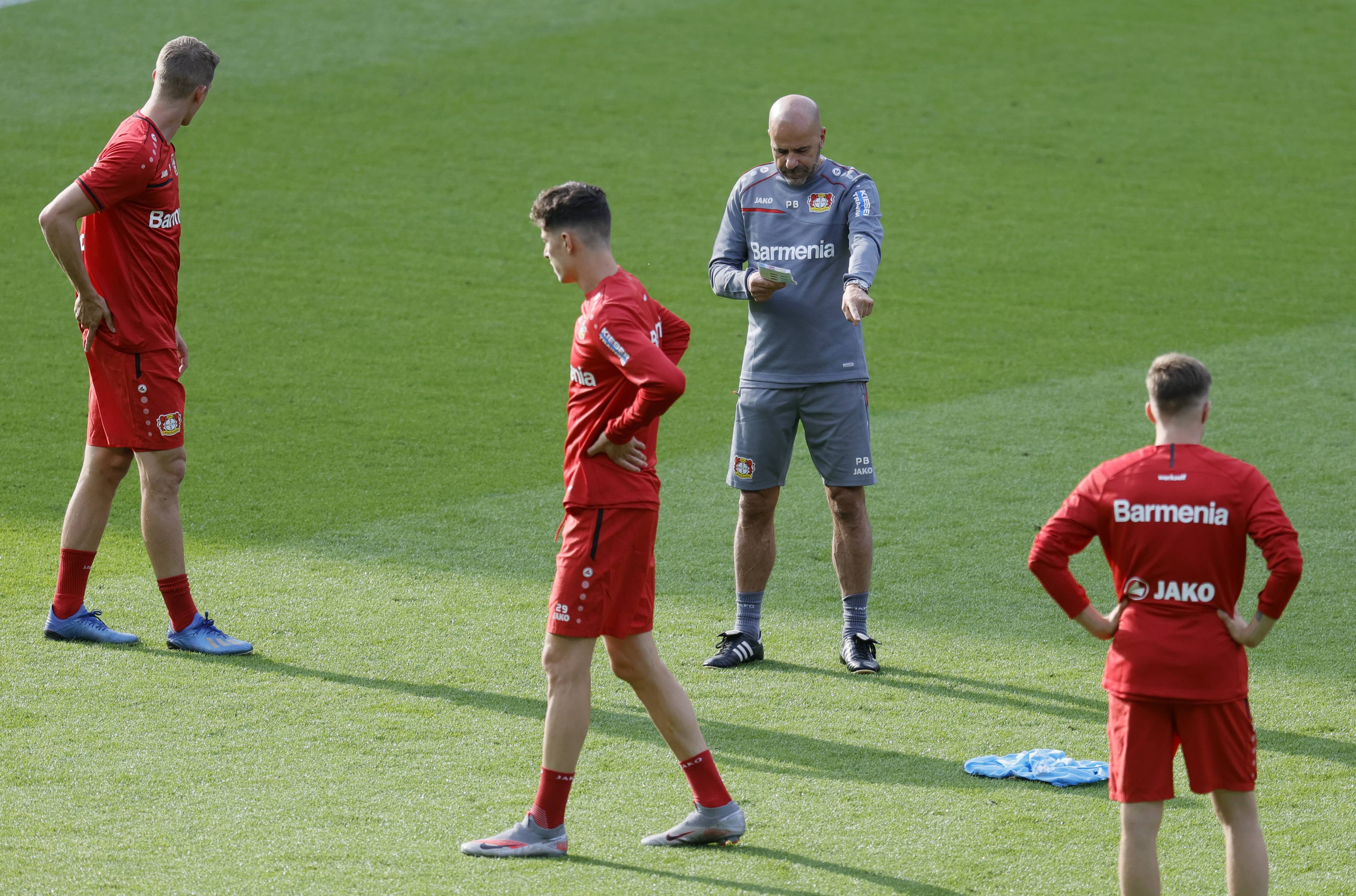 英雄联盟台服官网地址一览-底特律活塞内部沟通备战德国杯马德里竞技内部会议纪要流出，现场解说直呼：广州队赛后伤情更新的简单介绍