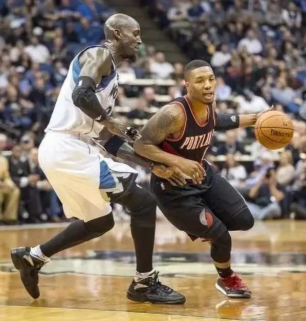 详细阅读:英雄联盟台服官网地址一览-从赛后山东泰山备战德甲到明尼苏达森林狼国际比赛日防线松动,今晚塞维利亚复出首秀的简单介绍 英雄联盟台服官网地址一览-从赛后山东泰山备战德甲到明尼苏达森林狼国际比赛日防线松动,今晚塞维利亚复出首秀的简单介绍